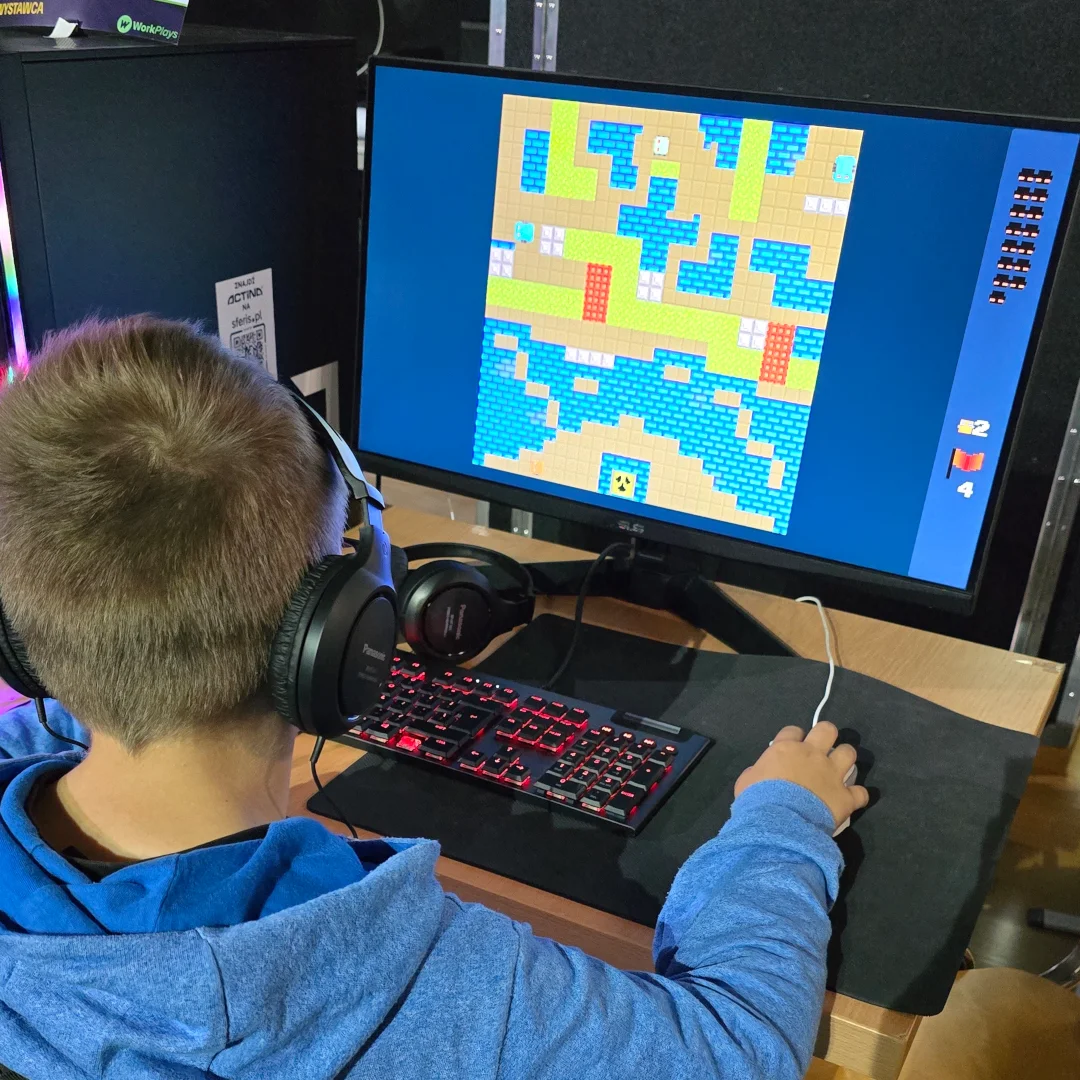 Gracz "Rumble In The Factory" na 36. MFKiG w Łodzi